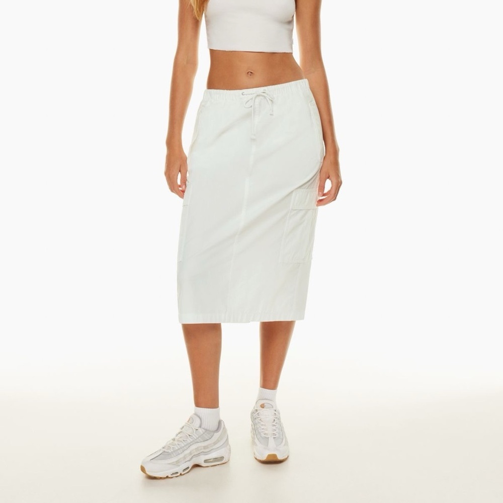 Aritzia cargo skirt